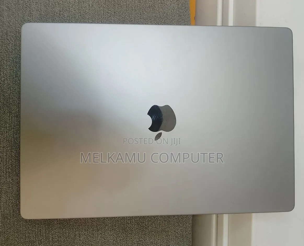 New Laptop Apple MacBook Pro 2021 M1 16GB Apple M1 SSD 512GB
