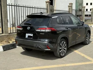 Toyota Corolla Cross Hybrid 2024 Black