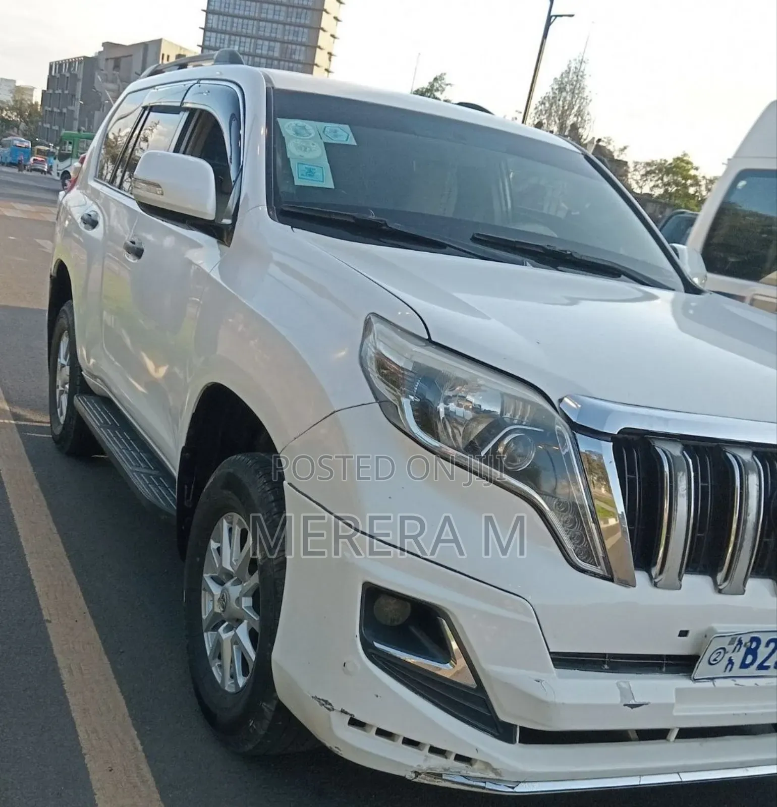 Toyota Land Cruiser Prado 2011 White