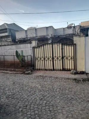 Furnished 4bdrm House in L Shape, Bole for sale