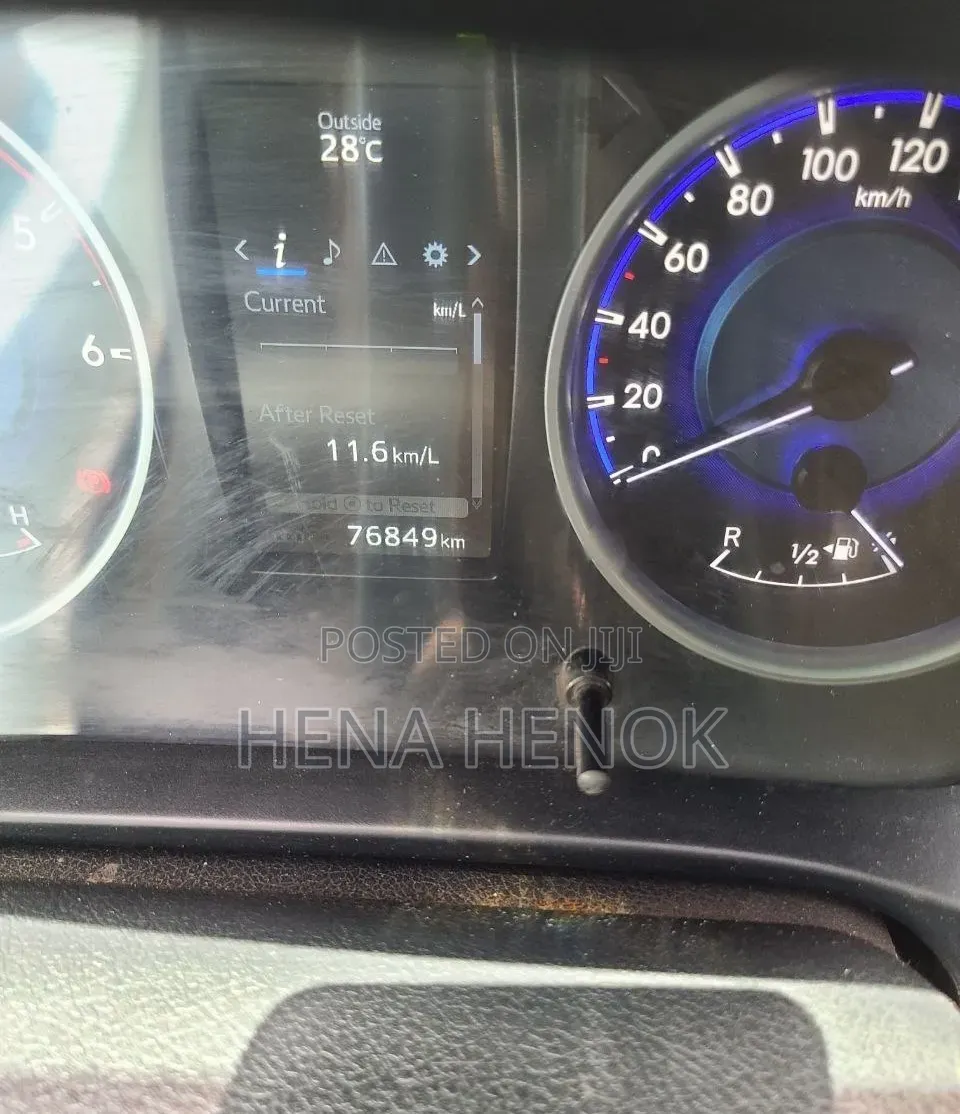 Toyota Hilux 2017 Silver