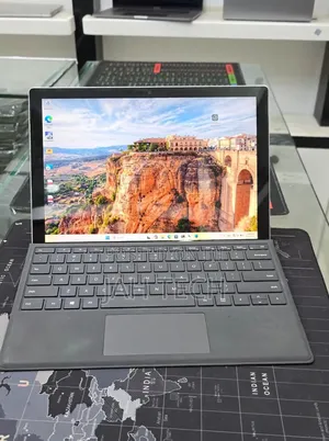New Laptop Microsoft Surface Pro 7 16GB Intel Core i7 SSD 512GB