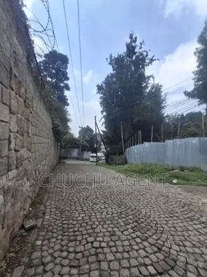 Land for New House Construction 700 Meter Square ፈረንሳይ Ferensay