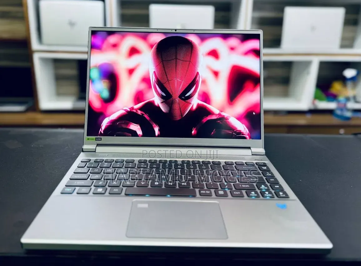 New Laptop Acer Predator Helios 300 16GB Intel Core i7 SSD 1T