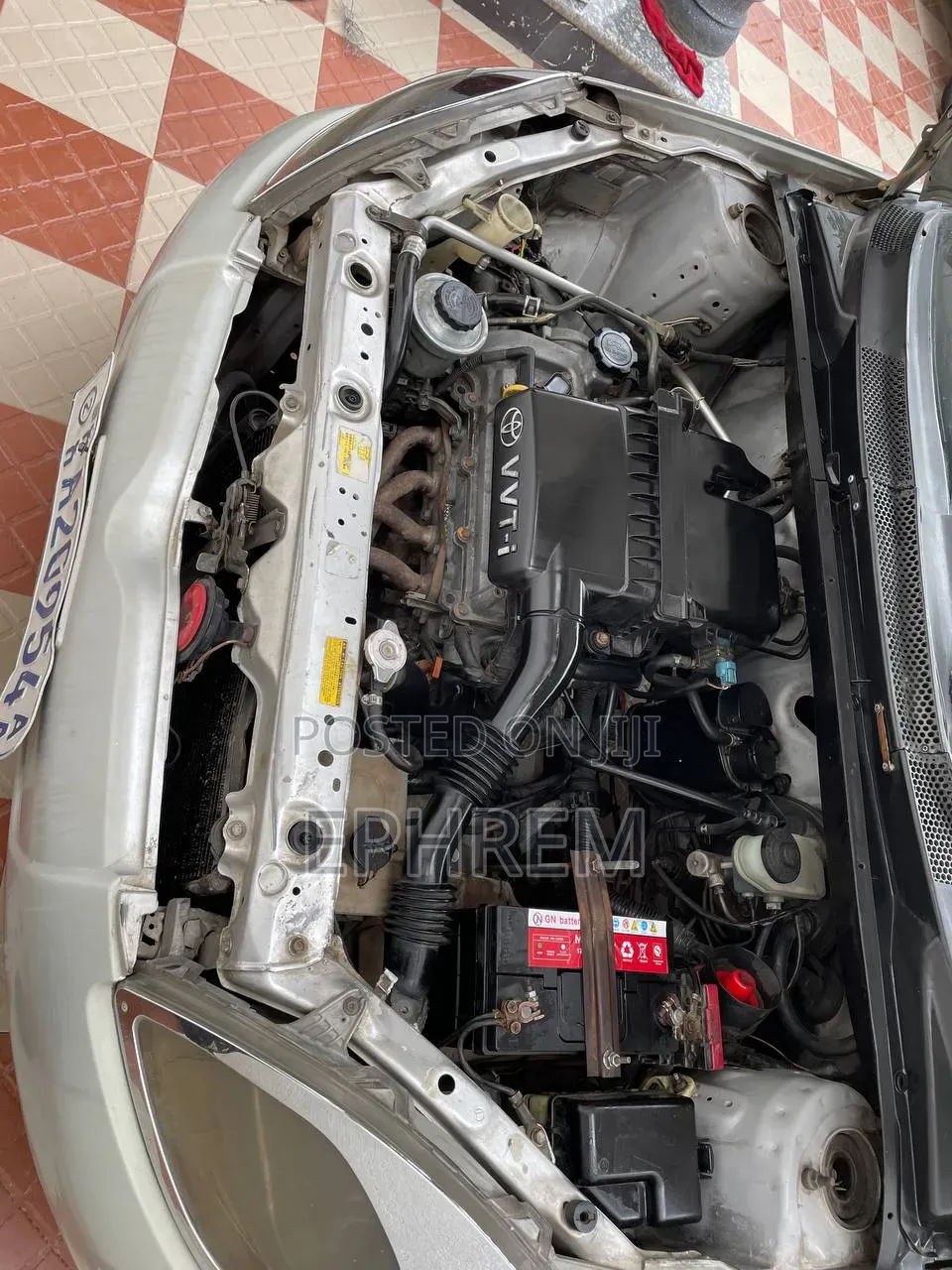 Toyota Vitz 2001 Silver