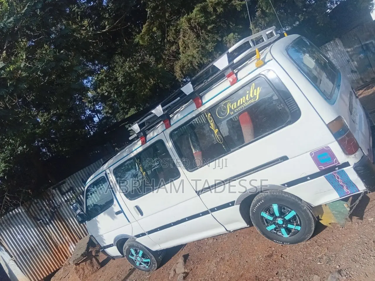 Toyota HiAce 2002 White