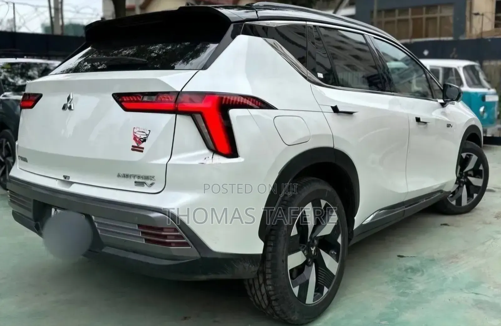 Mitsubishi Airtrek 135 kW FWD 2023 White