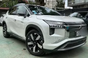 Mitsubishi Airtrek 135 kW FWD 2023 White