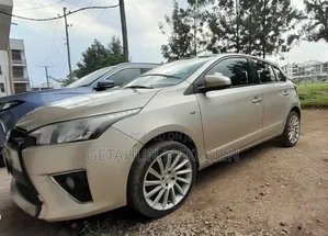 Toyota Yaris 2016