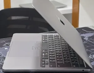 Laptop Apple MacBook Pro 2020 M1 16GB Apple M1 SSD 512GB