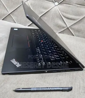 New Laptop Lenovo Yoga 330 16GB Intel Core i7 SSD 512GB