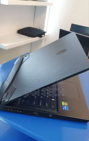 New Laptop MSI GP75 Leopard 16GB Intel Core i7 SSD 1T