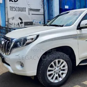 Toyota Land Cruiser 2014 White