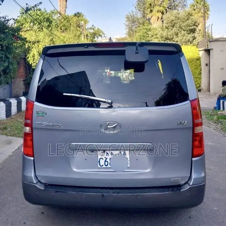 Hyundai Starex 2013 Silver