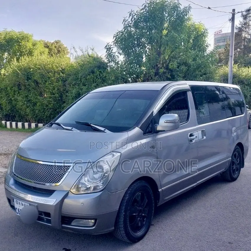 Hyundai Starex 2013 Silver