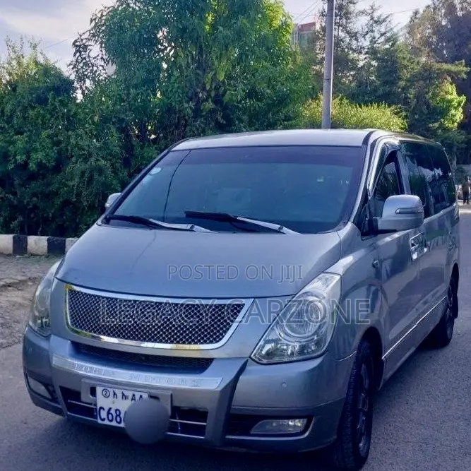 Hyundai Starex 2013 Silver