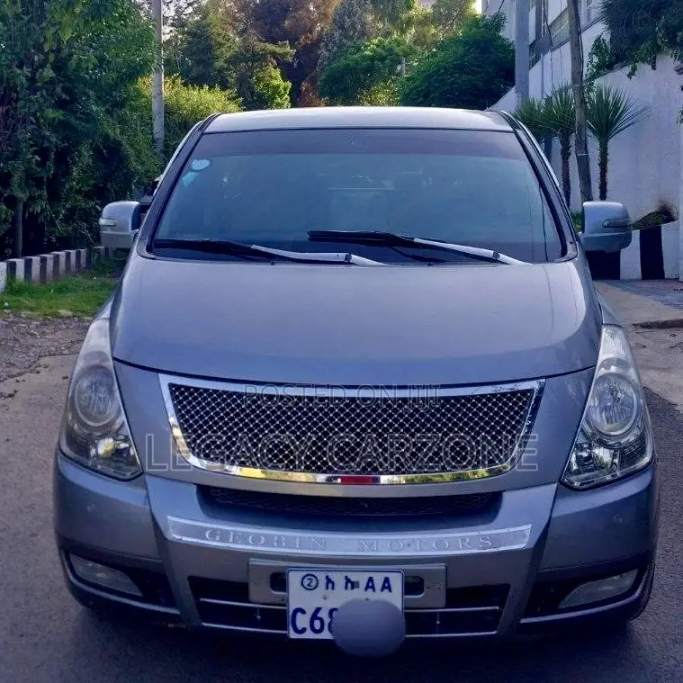 Hyundai Starex 2013 Silver