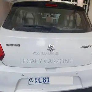 Suzuki Swift 2022 White