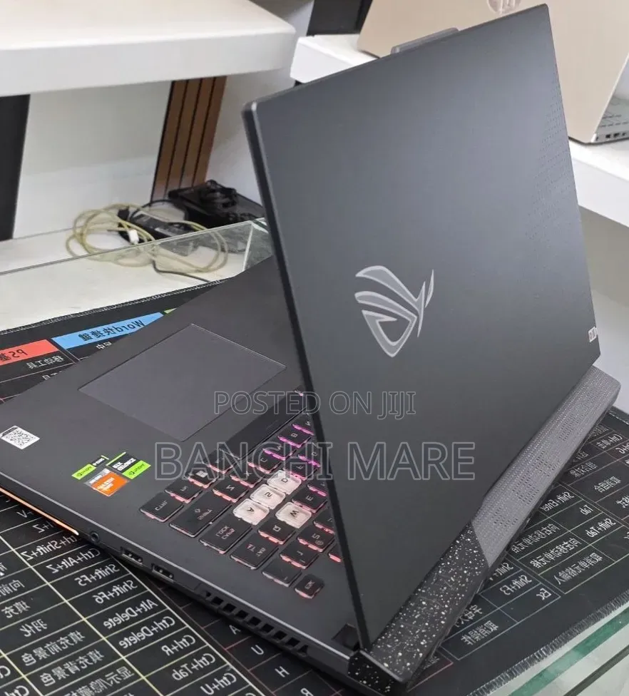 New Laptop Asus G71V 16GB AMD Ryzen 9 SSD 1T