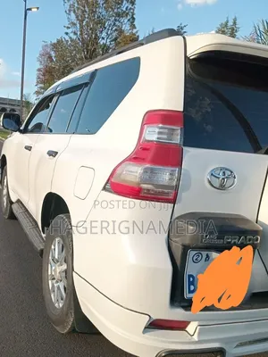 Toyota Land Cruiser Prado 2011 White