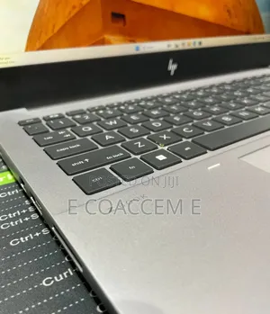 New Laptop HP 32GB Intel Core i9 SSD 512GB