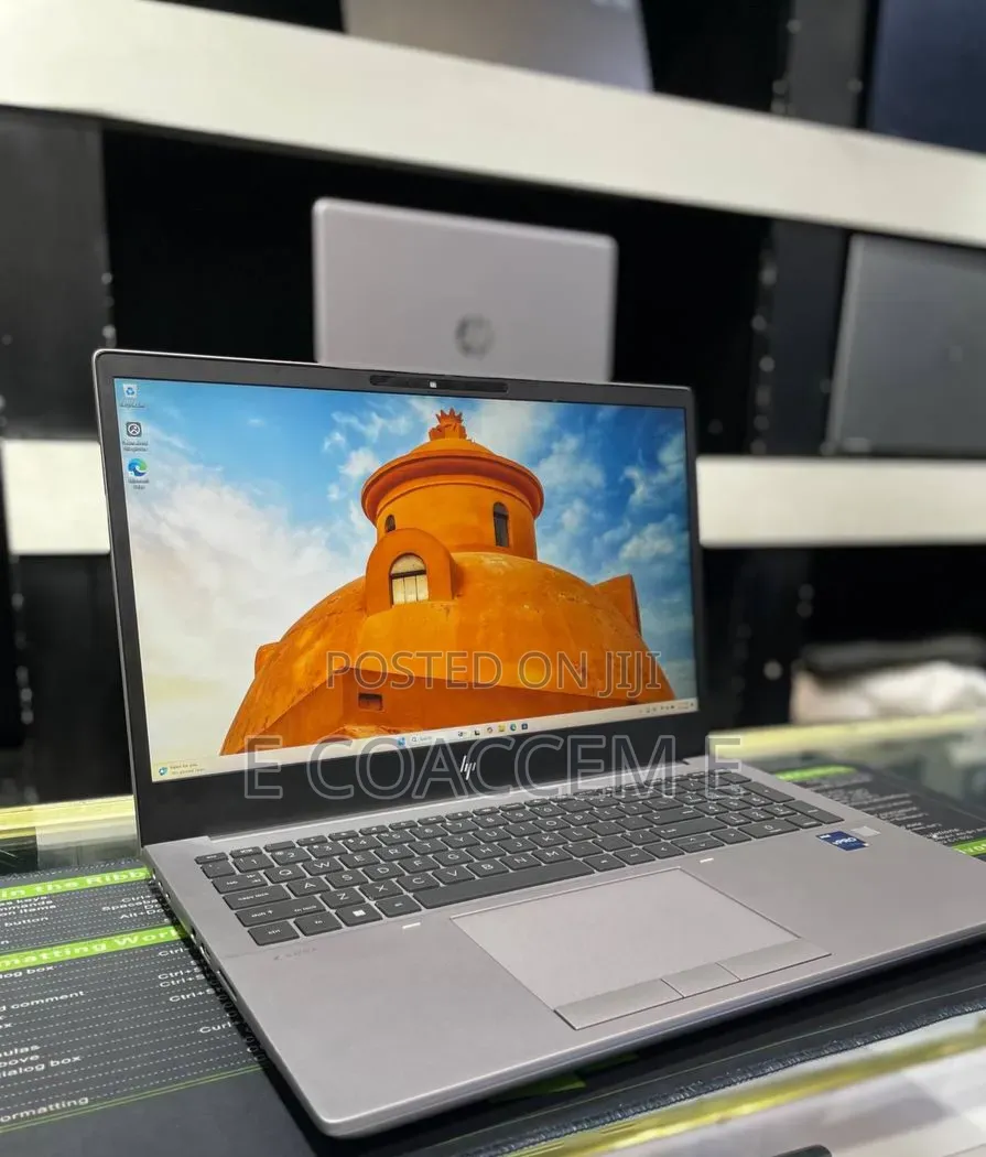 New Laptop HP 32GB Intel Core i9 SSD 512GB