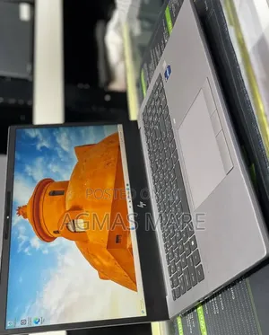 New Laptop HP ZBook 15 32GB Intel Core i9 SSD 512GB
