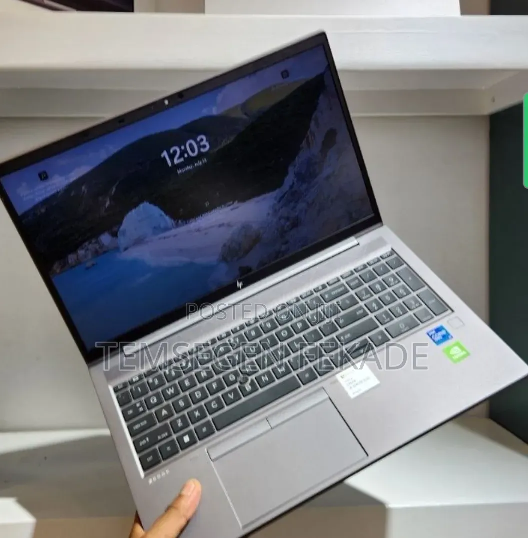 New Laptop HP ZBook 15 16GB Intel Core i7 SSD 512GB