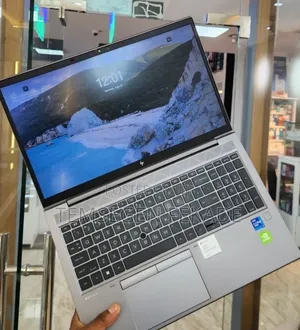 New Laptop HP ZBook 15 16GB Intel Core i7 SSD 512GB