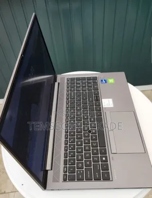 New Laptop HP ZBook 15 16GB Intel Core i7 SSD 512GB