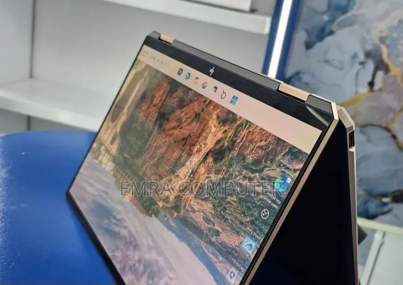 New Laptop HP Spectre X360 16GB Intel Core i7 SSD 512GB