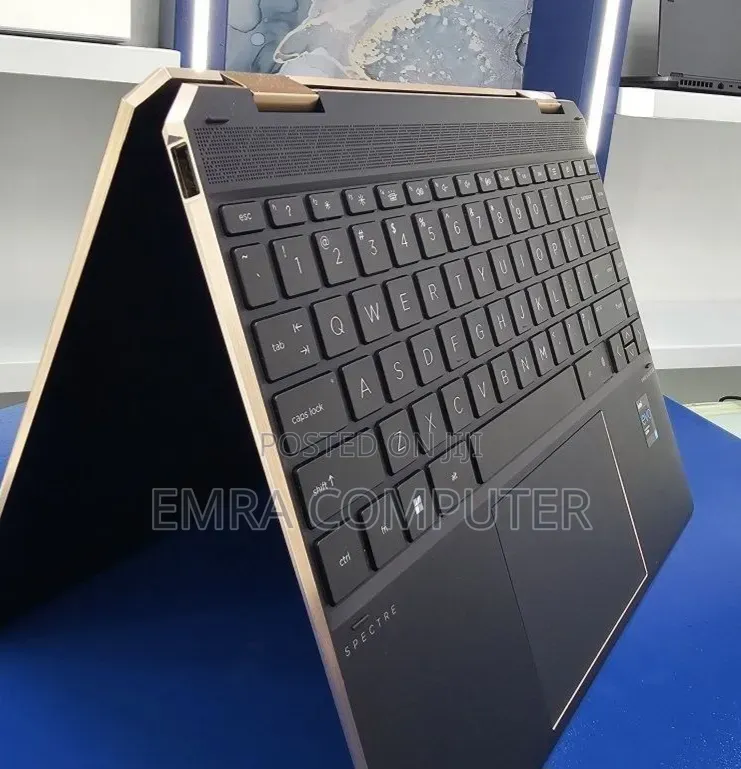 New Laptop HP Spectre X360 16GB Intel Core i7 SSD 512GB