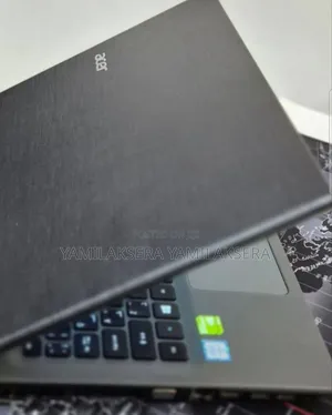 New Laptop Acer Aspire 3 8GB Intel Core i5 HDD 1T