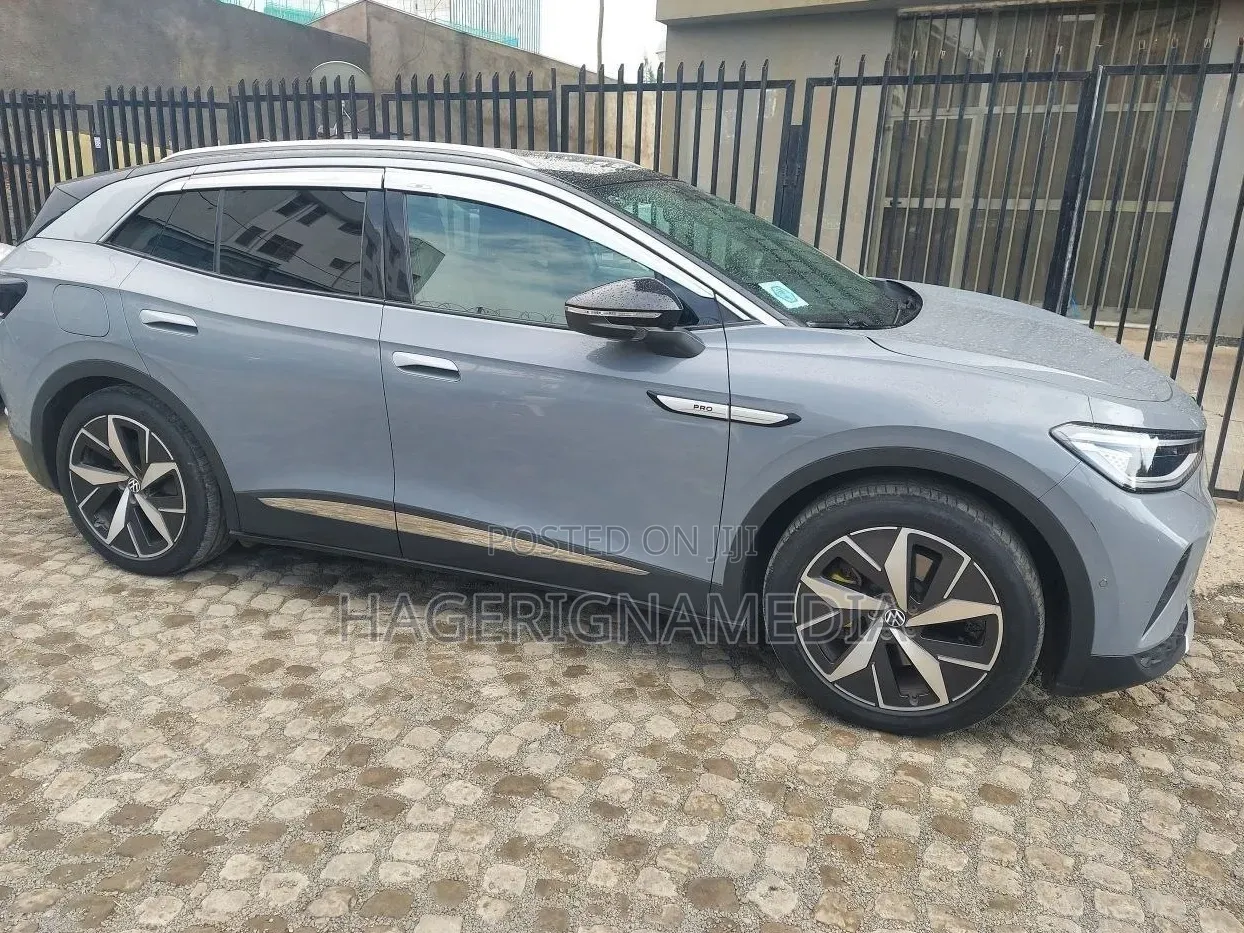 Volkswagen ID.4 2023 Gray