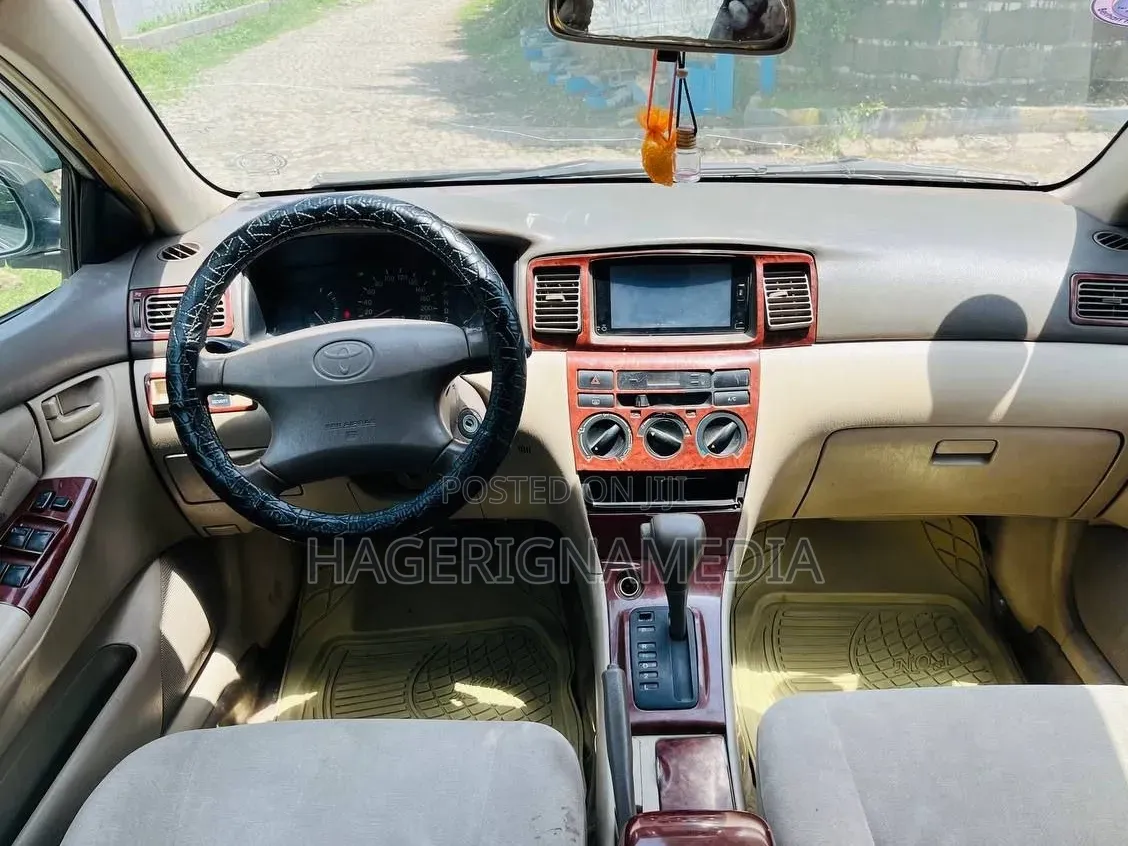 Toyota Corolla 2003 Silver