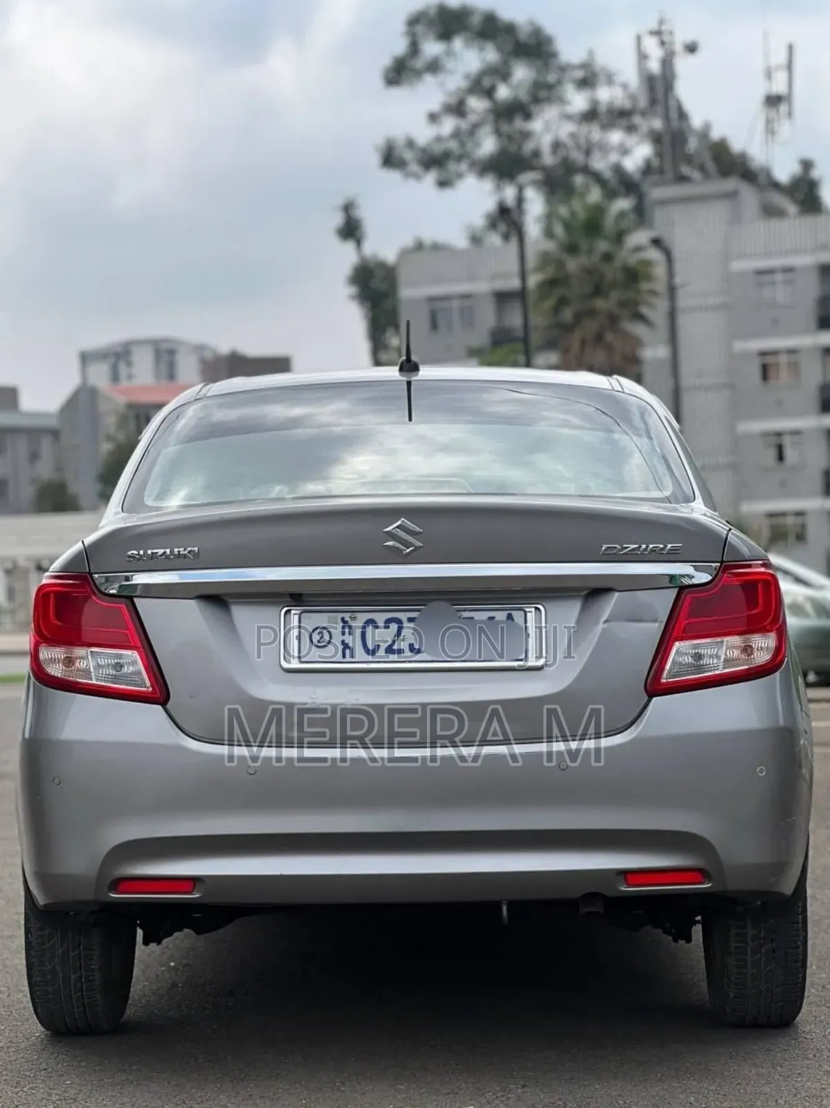 Suzuki Dzire 2022 Silver