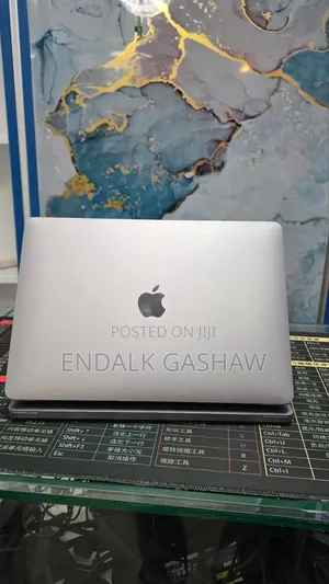 New Laptop Apple MacBook Air 2020 M1 8GB Apple M1 SSD 256GB