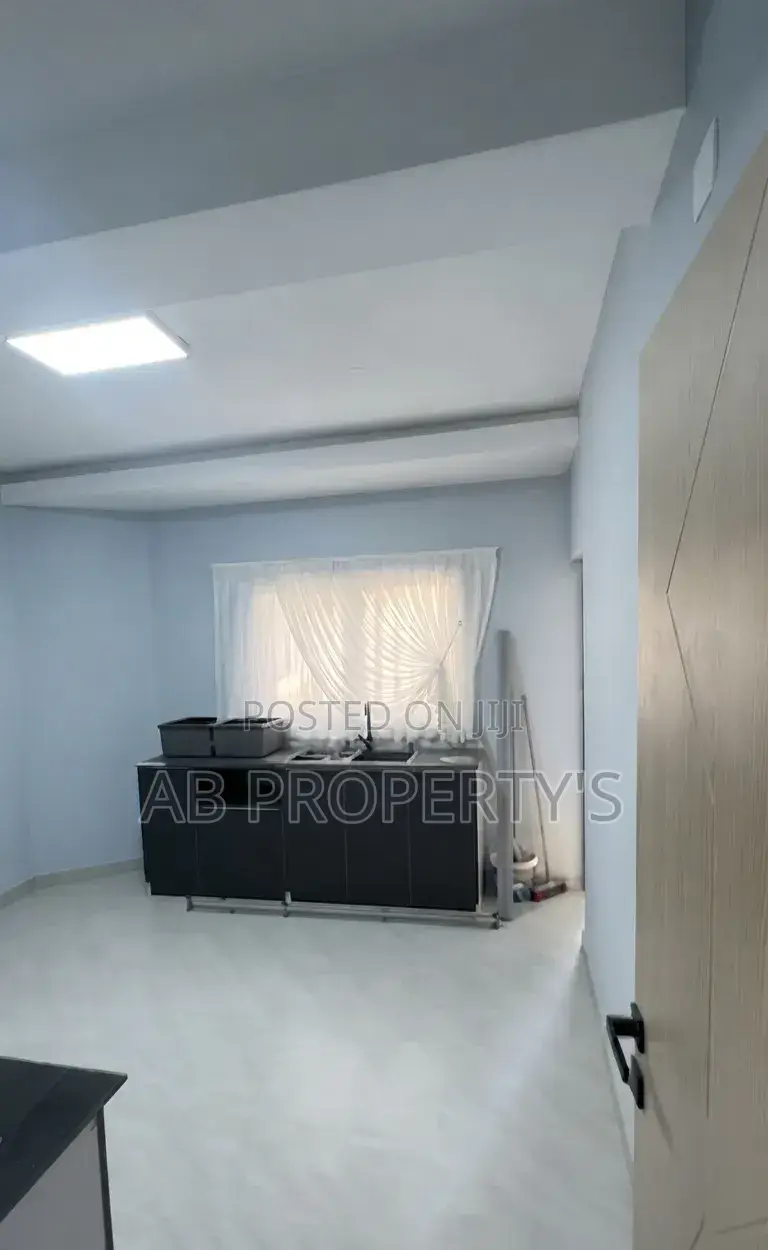 Furnished 2bdrm Apartment in ብ/ገብርኤል ላፍቶ ሞል, Kirkos for sale