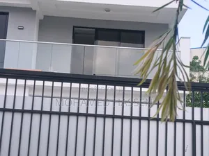 4bdrm Shared Apartment in Apartament House, Bole for rent