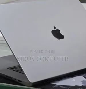 New Laptop Apple MacBook Pro 2021 M1 Max 32GB Apple M1 SSD 1T
