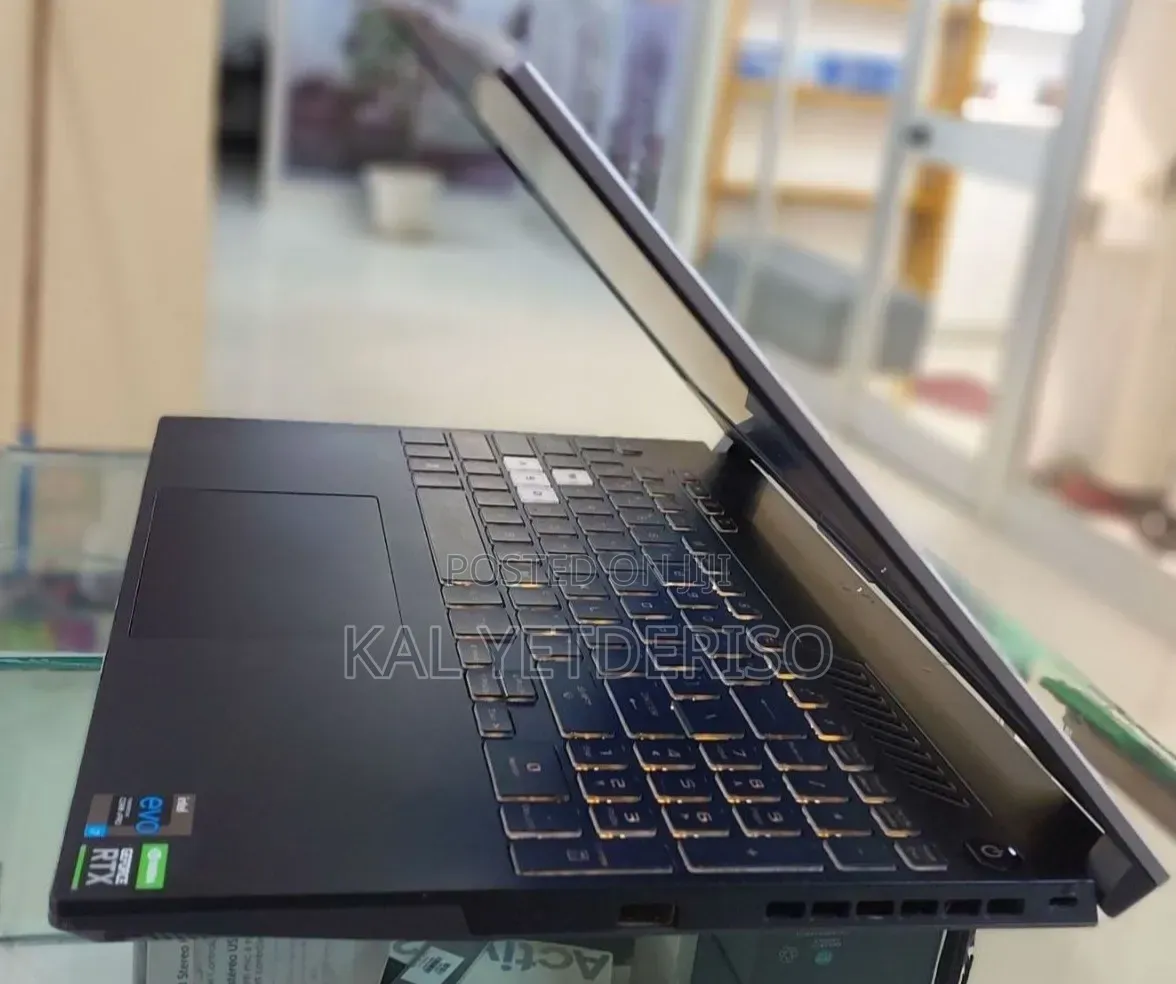 New Laptop Asus TUF Gaming F15 16GB Intel Core i7 SSD 512GB