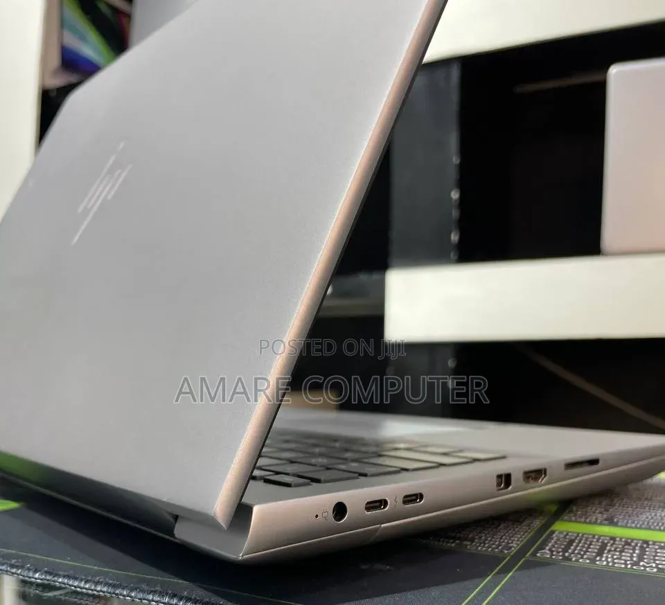 New Laptop HP ZBook 15 32GB Intel Core i9 SSD 512GB