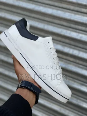 Tommy Hilfiger Modern Looks