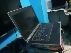 Laptop Dell 4GB Intel Core i7 HDD 160GB
