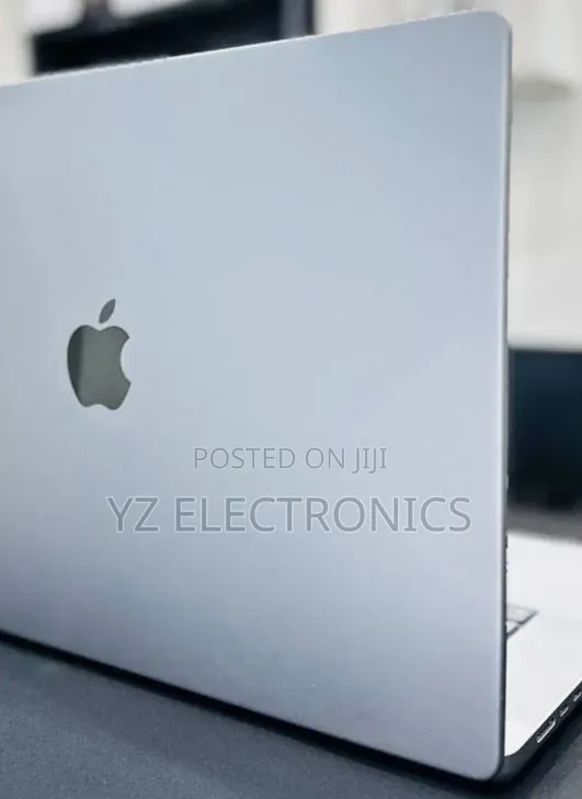 New Laptop Apple MacBook Pro 2021 M1 16GB Intel Core i7 SSD 512GB