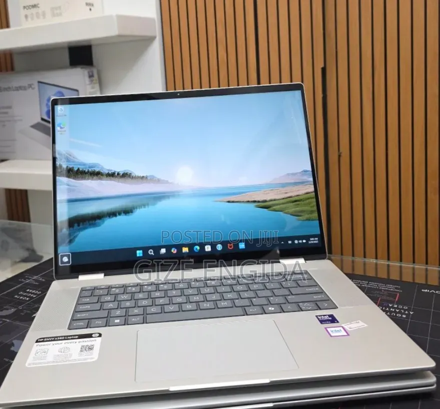 New Laptop HP Envy 15 16GB Intel Core Ultra 7 SSD 512GB