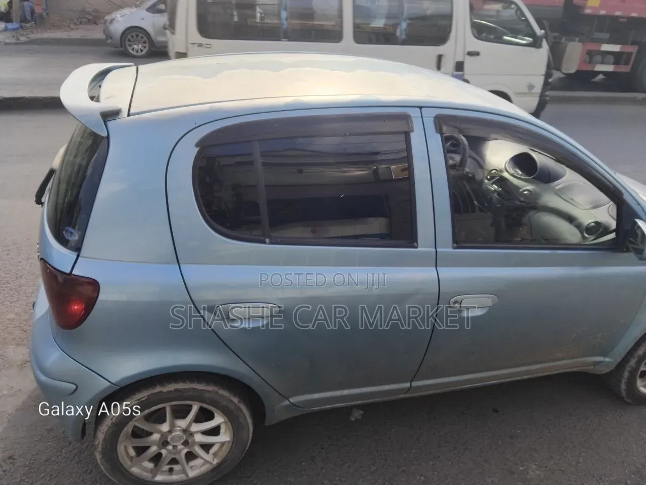 Toyota Vitz 2003