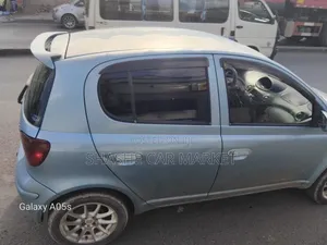 Toyota Vitz 2003