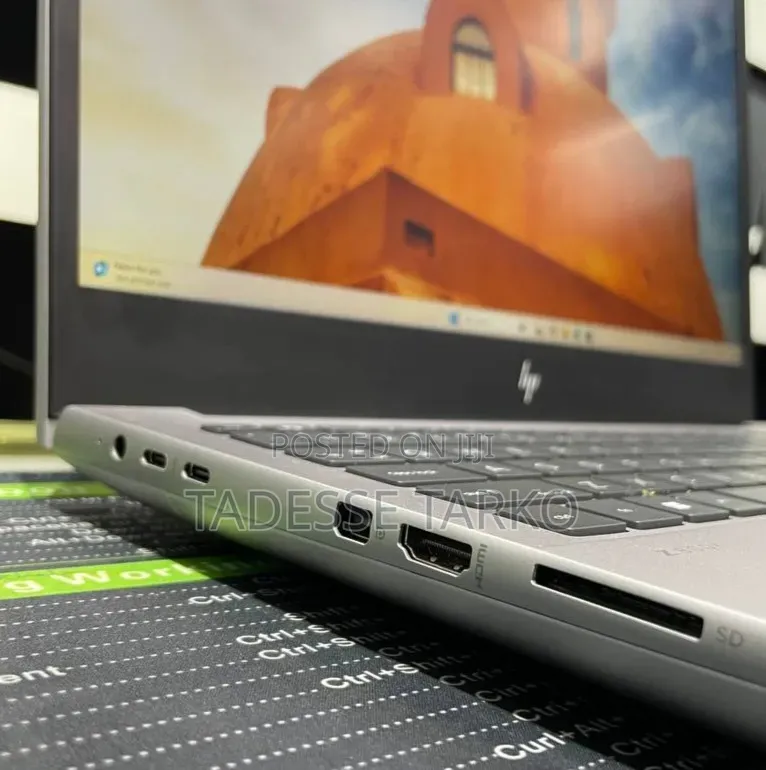 New Laptop HP ZBook 15 32GB Intel Core i9 SSD 512GB