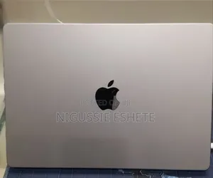 New Laptop Apple MacBook Pro 2021 M1 16GB Apple M1 Pro SSD 512GB
